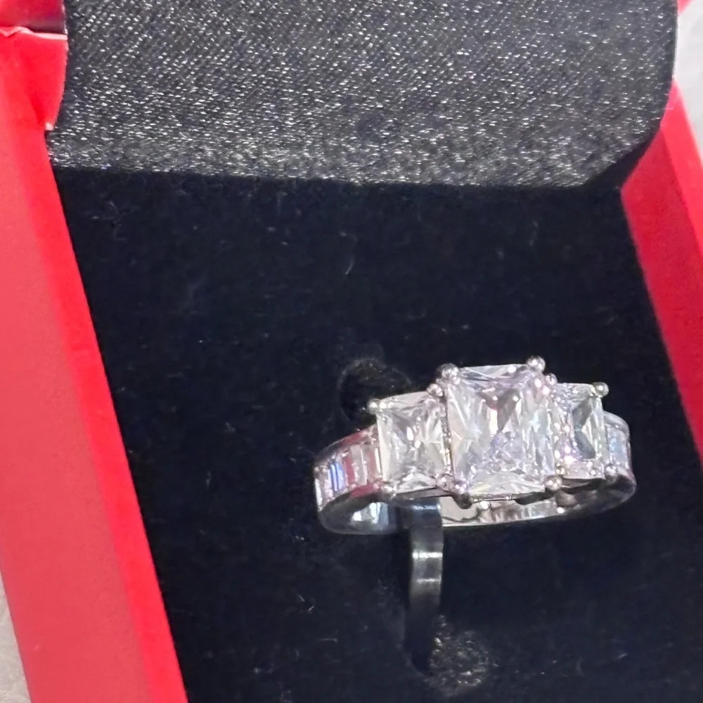 Peermont Jewelry Silver Radiant Cut Three Stone Baguette Ring Size 5 NWT